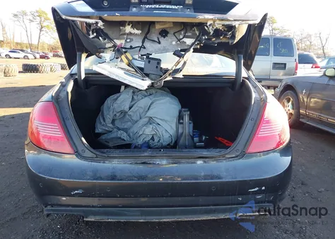 2011 Mercedes-Benz Cl 550 4Matic z USA, uszkodzony, nr VIN WDDEJ9EB2BA026149